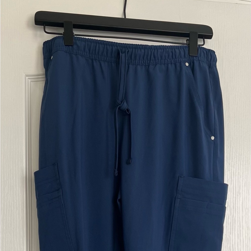 Easy Stretch Scrub Set - Picture 3 of 3